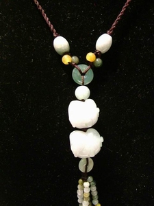 Collier jade cochon bonheur