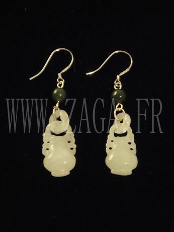 Boucles d`oreille jade vases de tr&eacute;sor