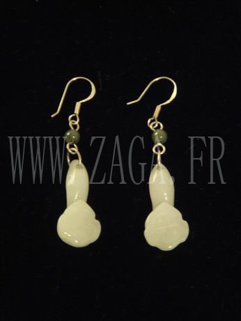 Boucles d`oreille jade fleurs de bonheur
