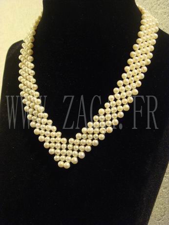 Collier perles de culture tress&eacute;es