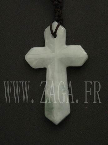 Collier jade croix