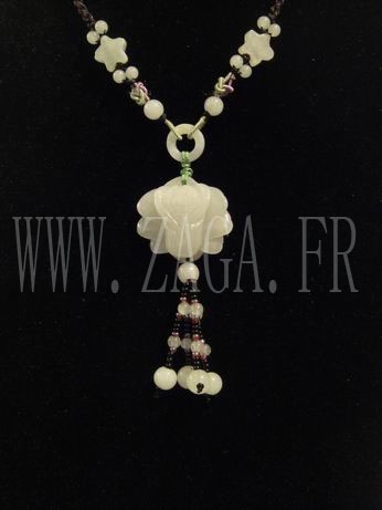 Collier jade fleur de lotus