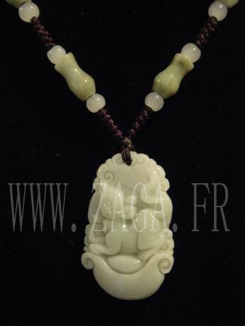 Collier jade signe chinois rat