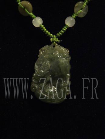 Collier jade signe chinois boeuf