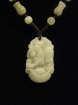 Collier jade signe chinois cochon