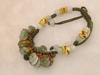 Bracelet jade boutons