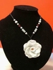 Collier jade fleur