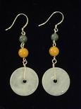 Boucles d`oreille jade m&eacute;daillons de protection