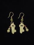 Boucles d`oreille jade cl&eacute;s