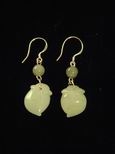 Boucles d`oreille jade p&ecirc;ches de longivit&eacute;